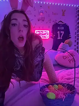 Snapshot of babygingerboo chatting on 6, 4, 2026 babygingerboo online show from 6, 4, 2026