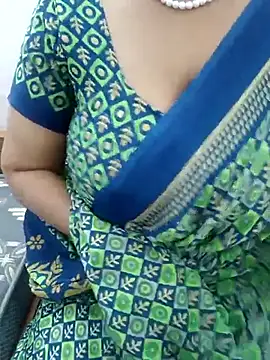 Snapshot of tami_lavanya chatting on 8, 1, 2026 tami lavanya online show from 8, 1, 2026