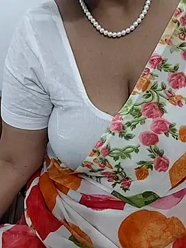 Snapshot of tami_lavanya chatting on 17, 2, 2026 tami lavanya online show from 17, 2, 2026