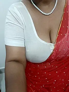 Snapshot of tami_lavanya chatting on 16, 3, 2026 tami lavanya online show from 16, 3, 2026