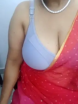 Snapshot of tami_lavanya chatting on 12, 4, 2026 tami lavanya online show from 12, 4, 2026