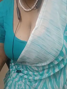 Snapshot of tami_lavanya chatting on 4, 6, 2026 tami lavanya online show from 4, 6, 2026