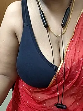Snapshot of tami_lavanya chatting on 29, 7, 2026 tami lavanya online show from 29, 7, 2026