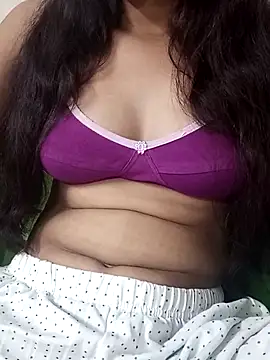 Snapshot of Aarti-kumri chatting on 11, 9, 2025 Aarti-kumri online show from 11, 9, 2025