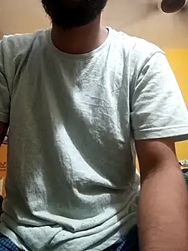 Snapshot of mayur_raaje chatting on 4, 4, 2026 mayur raaje online show from 4, 4, 2026