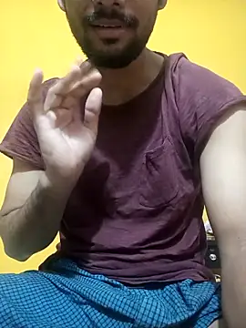 Snapshot of mayur_raaje chatting on 15, 4, 2026 mayur raaje online show from 15, 4, 2026