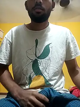 Snapshot of mayur_raaje chatting on 29, 4, 2026 mayur raaje online show from 29, 4, 2026