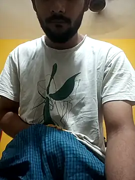 Snapshot of mayur_raaje chatting on 4, 5, 2026 mayur raaje online show from 4, 5, 2026