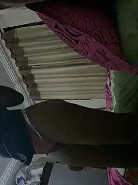 Snapshot of succy33 chatting on 8, 11, 2025 succy33 online show from 8, 11, 2025