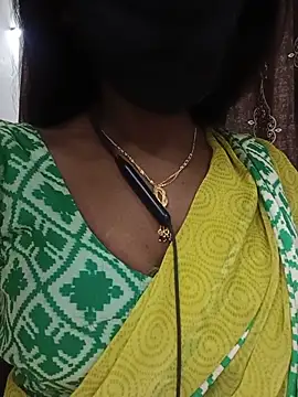 Snapshot of kavya-telugu84 chatting on 13, 6, 2026 kavya-telugu84 online show from 13, 6, 2026