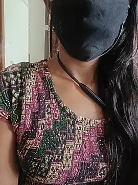 Snapshot of kavya-telugu84 chatting on 13, 7, 2026 kavya-telugu84 online show from 13, 7, 2026
