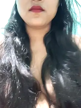 Snapshot of SugarWithSpice chatting on 9, 4, 2026 SugarWithSpice online show from 9, 4, 2026