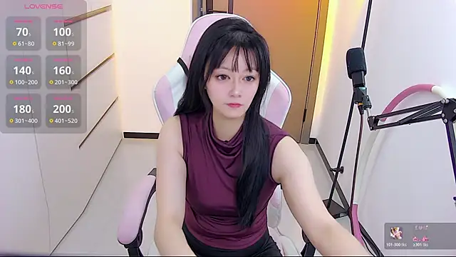 Snapshot of Fioriy66 chatting on 24, 6, 2026 Fioriy66 online show from 24, 6, 2026