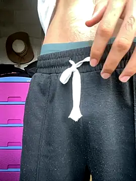 Axel-Mejia online show from 24, 10, 2025