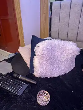 Snapshot of kendall_flower chatting on 20, 2, 2026 kendall flower online show from 20, 2, 2026