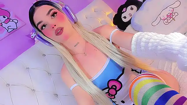 Snapshot of Cattleya_White_ll chatting on 26, 10, 2025 Cattleya White ll online show from 26, 10, 2025