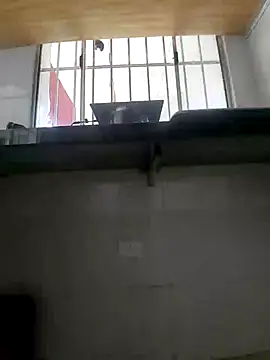 Snapshot of Lux_y chatting on 7, 5, 2026 Lux y online show from 7, 5, 2026