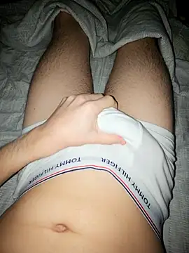 Snapshot of NonDirloAllaMamma chatting on 17, 10, 2025 NonDirloAllaMamma online show from 17, 10, 2025