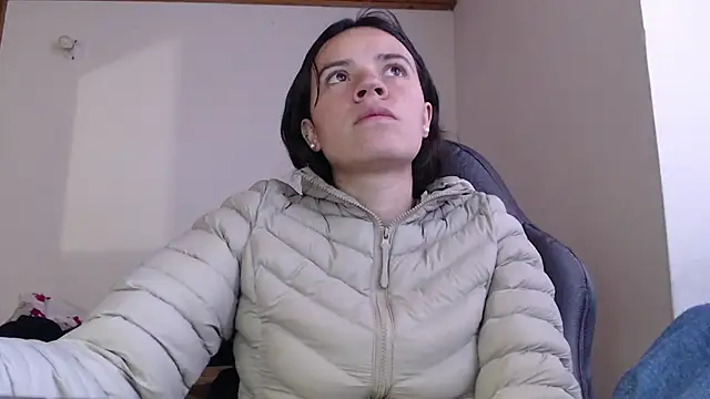 Skylar Serenity online show from 17, 12, 2025