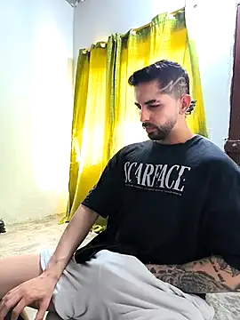 Snapshot of giannis090 chatting on 12, 3, 2026 giannis090 online show from 12, 3, 2026