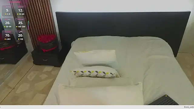 Snapshot of emmi_collinss chatting on 7, 8, 2026 emmi collinss online show from 7, 8, 2026