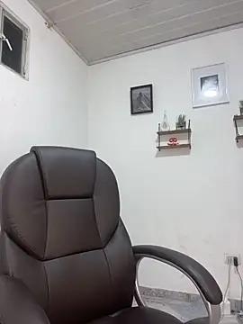 Snapshot of Nicky-222 chatting on 5, 3, 2026 Nicky-222 online show from 5, 3, 2026