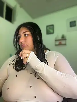 Snapshot of Nicky-222 chatting on 9, 4, 2026 Nicky-222 online show from 9, 4, 2026