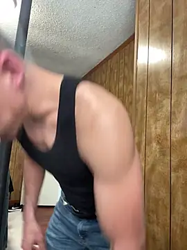 Snapshot of SlimSexxxy69 chatting on 6, 3, 2026 SlimSexxxy69 online show from 6, 3, 2026