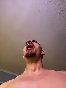 Snapshot of SlimSexxxy69 chatting on 1, 4, 2026 SlimSexxxy69 online show from 1, 4, 2026