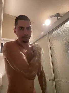 Snapshot of SlimSexxxy69 chatting on 6, 4, 2026 SlimSexxxy69 online show from 6, 4, 2026