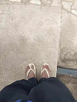 INTERNATIONAL0001 online show from 15, 12, 2025