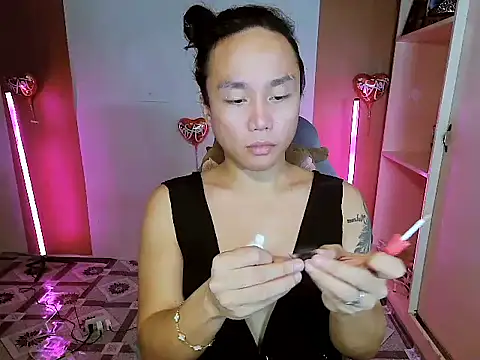 YourNikkieXxx online show from 6, 2, 2026