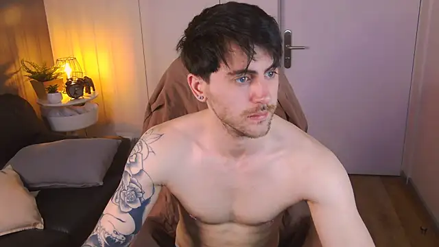 Snapshot of Oscar_Miller_ chatting on 25, 3, 2026 Oscar Miller online show from 25, 3, 2026