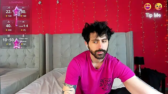 Snapshot of Oscar_Miller_ chatting on 2, 5, 2026 Oscar Miller online show from 2, 5, 2026