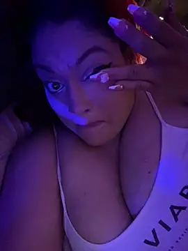 xHelloKitty online show from 4, 4, 2026