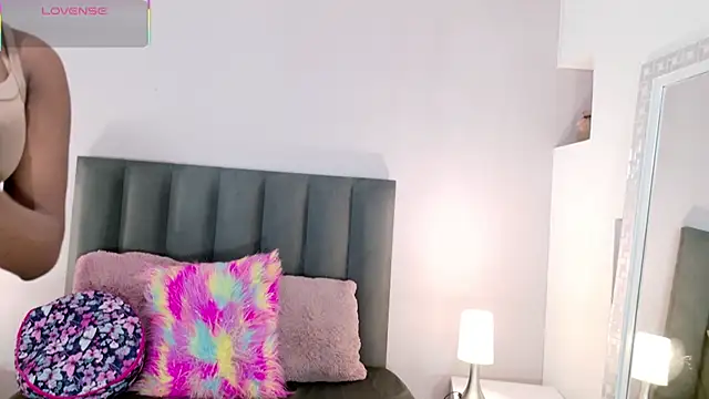 KendraChavez  online show from 19, 9, 2025