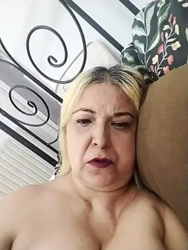 MarielaFerrer online show from 12, 10, 2025