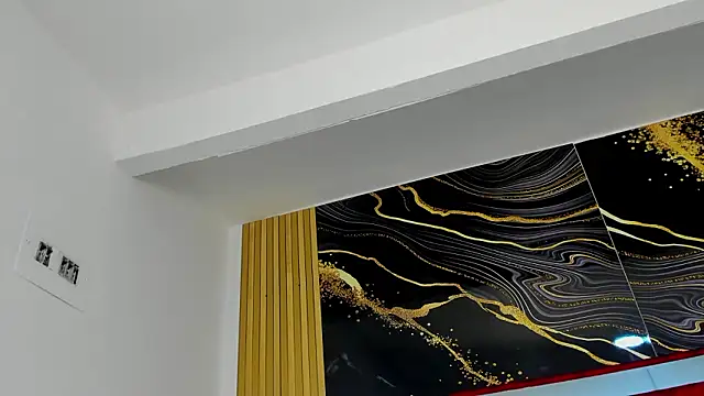 VioletRose as online show from 15, 1, 2026