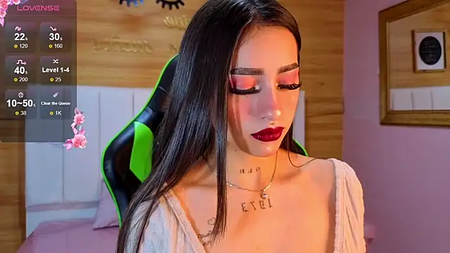 Abril Velvet a  online show from 29, 11, 2025