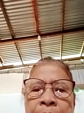 Snapshot of Sweet-Lita50 chatting on 5, 10, 2025 Sweet-Lita50 online show from 5, 10, 2025