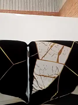 Snapshot of Sweet-Lita50 chatting on 27, 10, 2025 Sweet-Lita50 online show from 27, 10, 2025