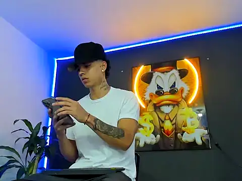 Snapshot of Randyy_Ag chatting on 4, 10, 2025 Randyy Ag online show from 4, 10, 2025