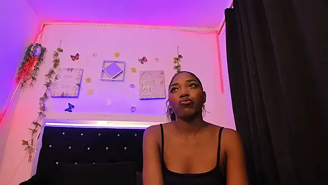 AkariRosetti online show from 2, 10, 2025