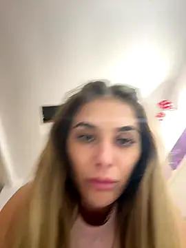 Snapshot of KaseyQuinn_ chatting on 16, 9, 2025 KaseyQuinn  online show from 16, 9, 2025