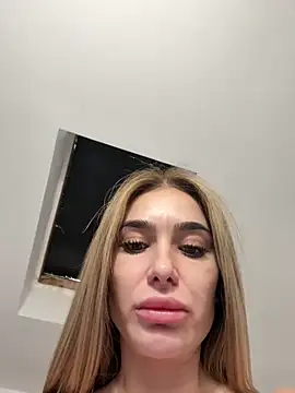 KaseyQuinn  online show from 22, 11, 2025