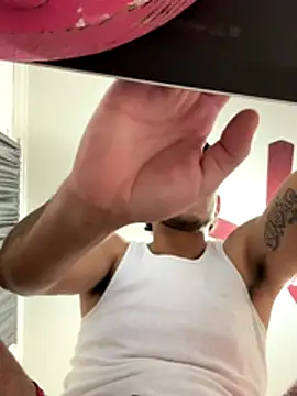 Snapshot of StrokingDaddy4 chatting on 22, 10, 2025 StrokingDaddy4 online show from 22, 10, 2025