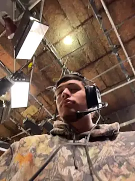 Snapshot of StrokingDaddy4 chatting on 11, 11, 2025 StrokingDaddy4 online show from 11, 11, 2025