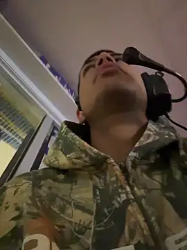 Snapshot of StrokingDaddy4 chatting on 25, 11, 2025 StrokingDaddy4 online show from 25, 11, 2025