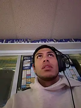 Snapshot of StrokingDaddy4 chatting on 2, 12, 2025 StrokingDaddy4 online show from 2, 12, 2025