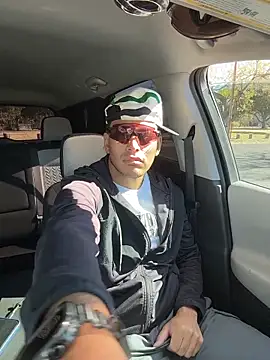 Snapshot of StrokingDaddy4 chatting on 20, 12, 2025 StrokingDaddy4 online show from 20, 12, 2025